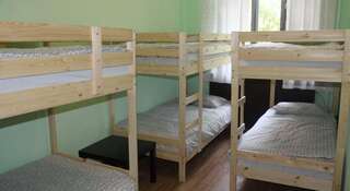 Гостиница Ретро Хостел Новосибирск Кровать в общем 6-местном номере для женщин-3
